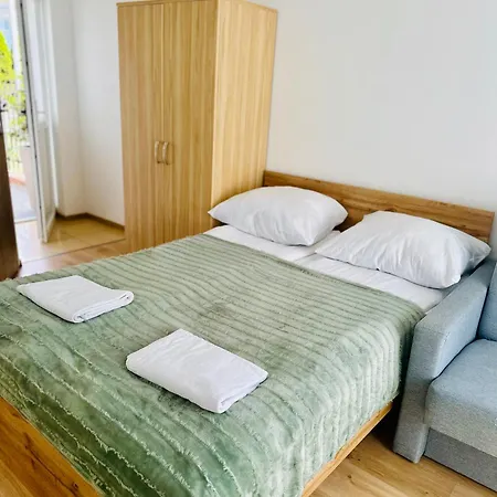 Sztormowa 15 Погожелица